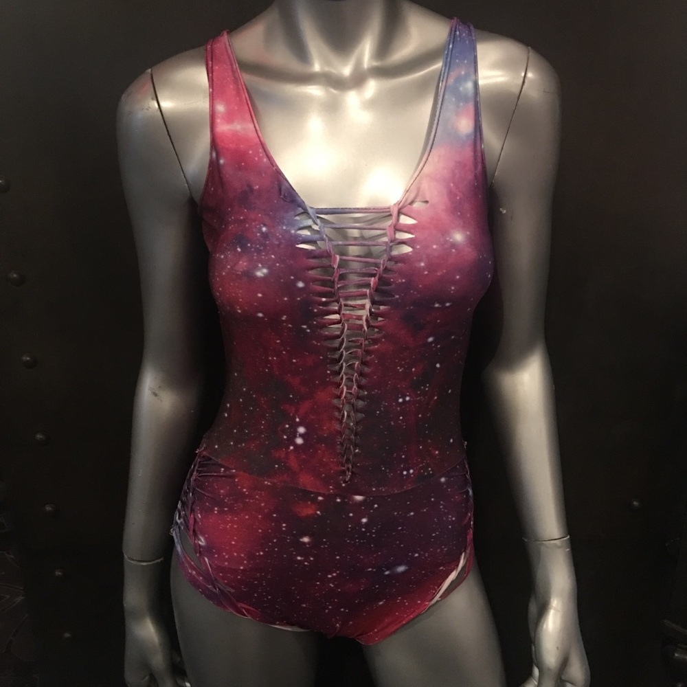 Galaxy one piece